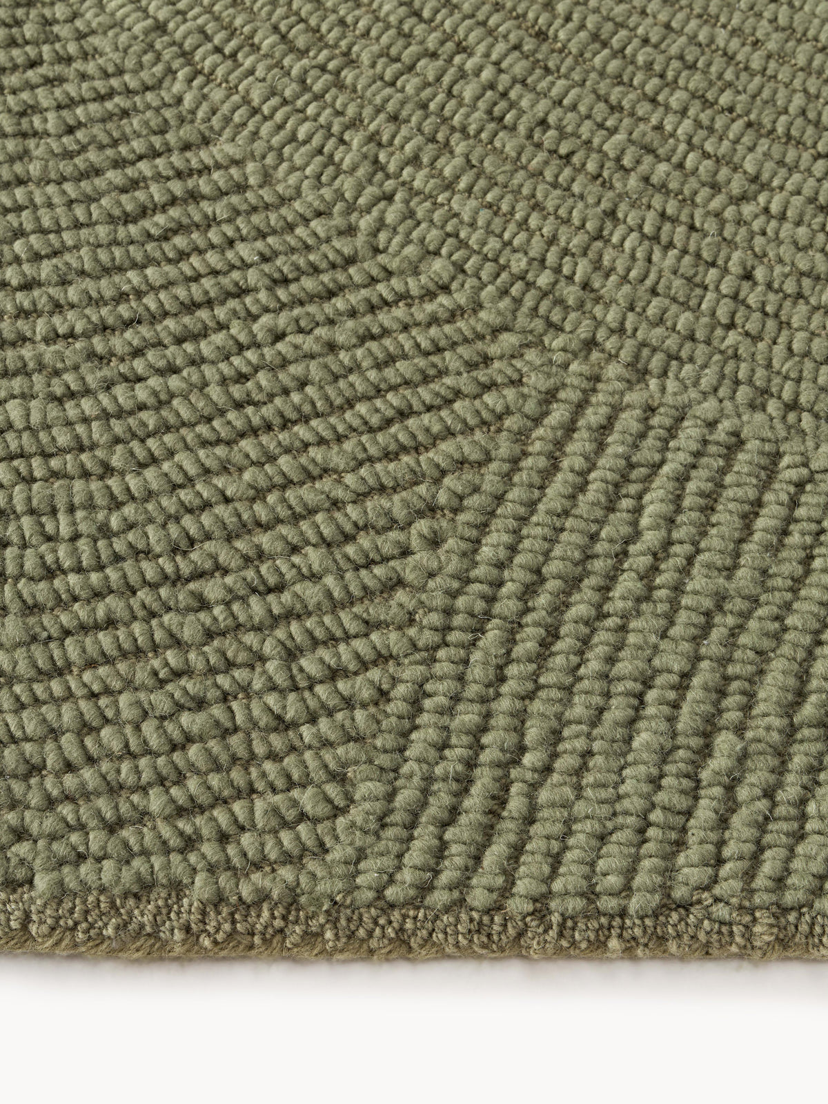 Elenvera Hand-Tufted Wool Rug