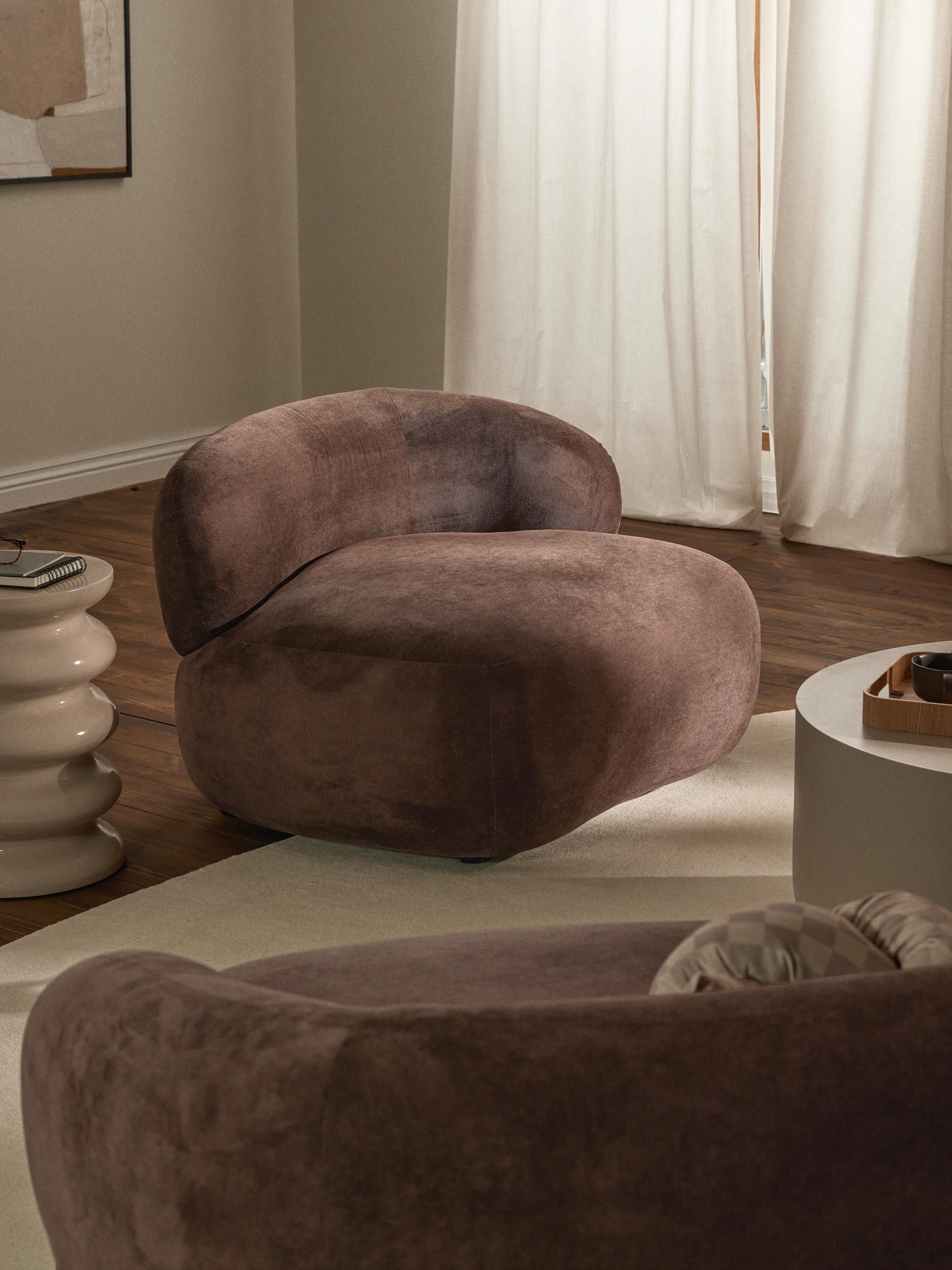 Albessa Lounge Chair