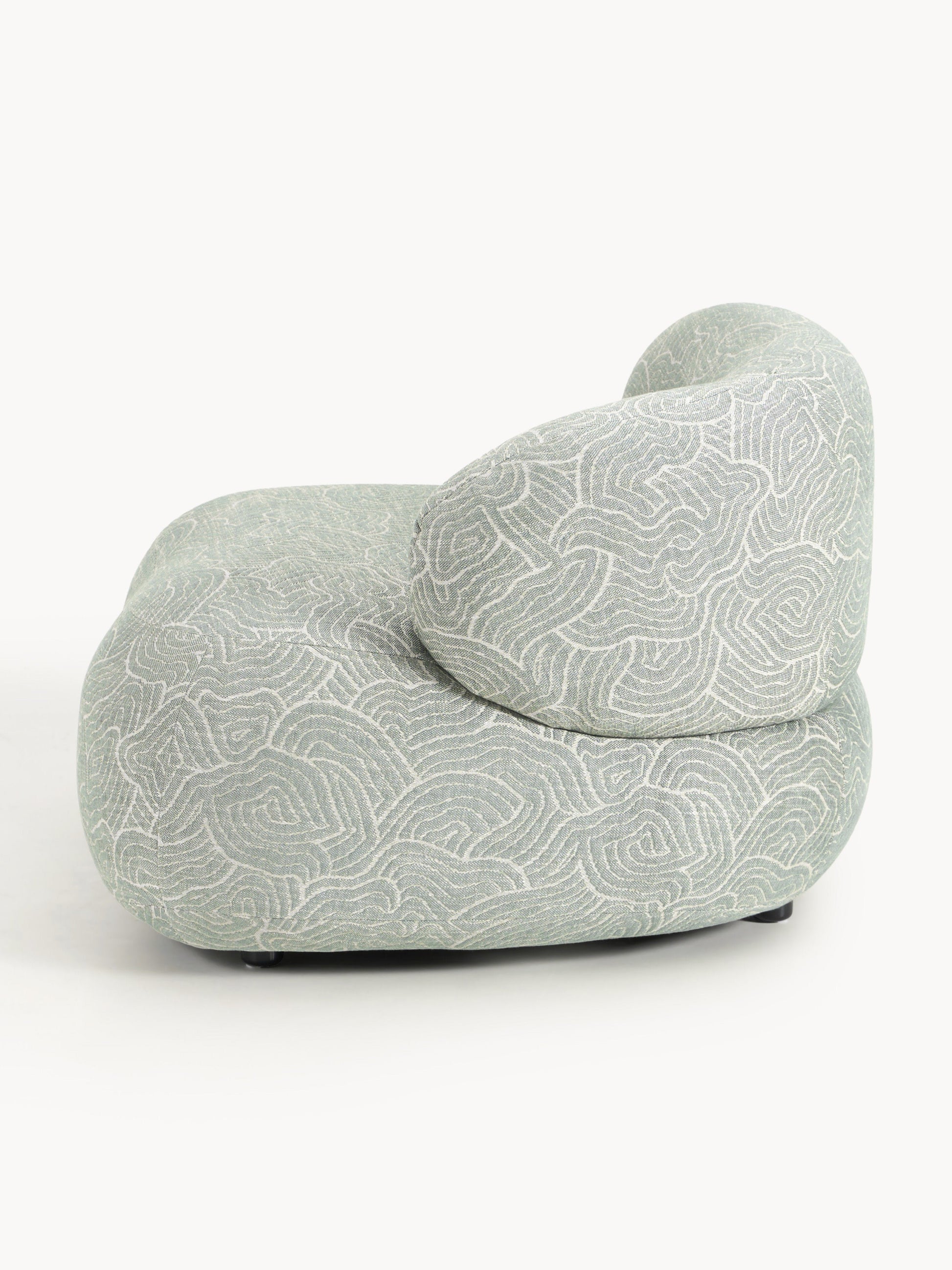 Albessa Lounge Chair