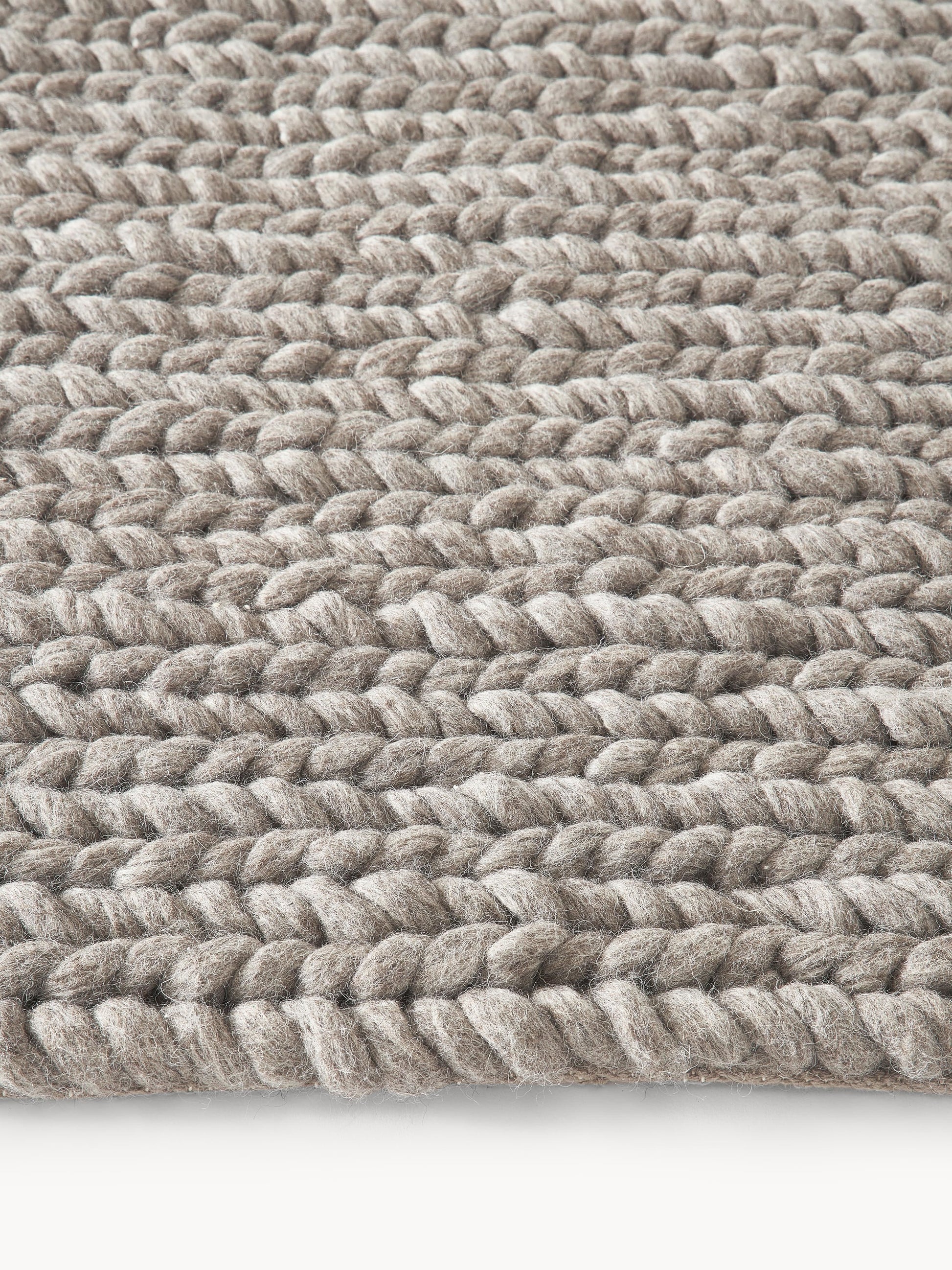 Brunalda Handmade Wool Rug with Braided Texture