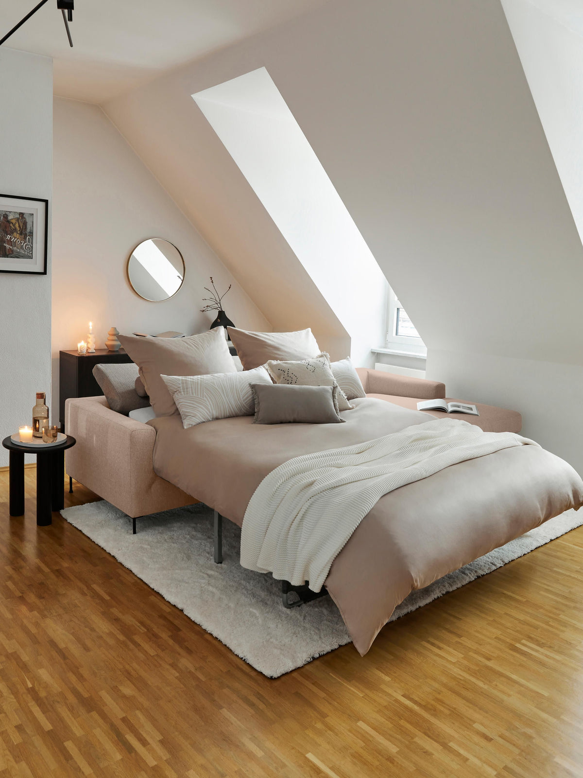 Cucarda Sofa Bed (3-Seater) with Mattress