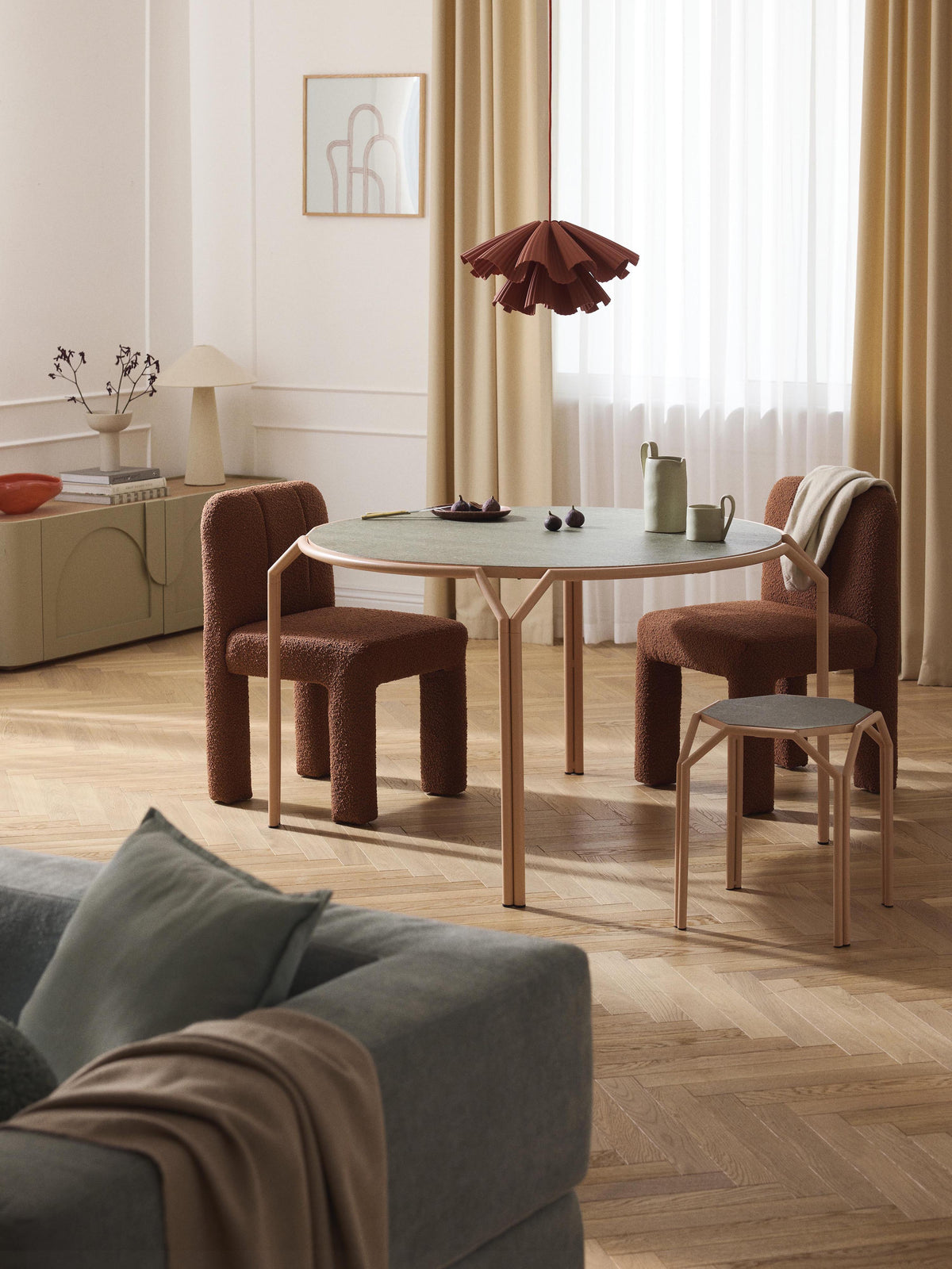 Danilvo Round Dining Table, Ø 120 cm