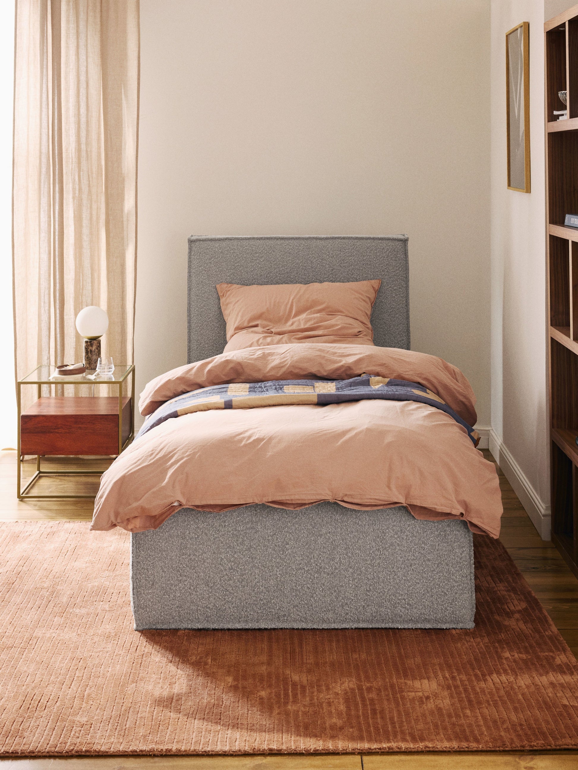 Dreanor Bouclé Single Bed