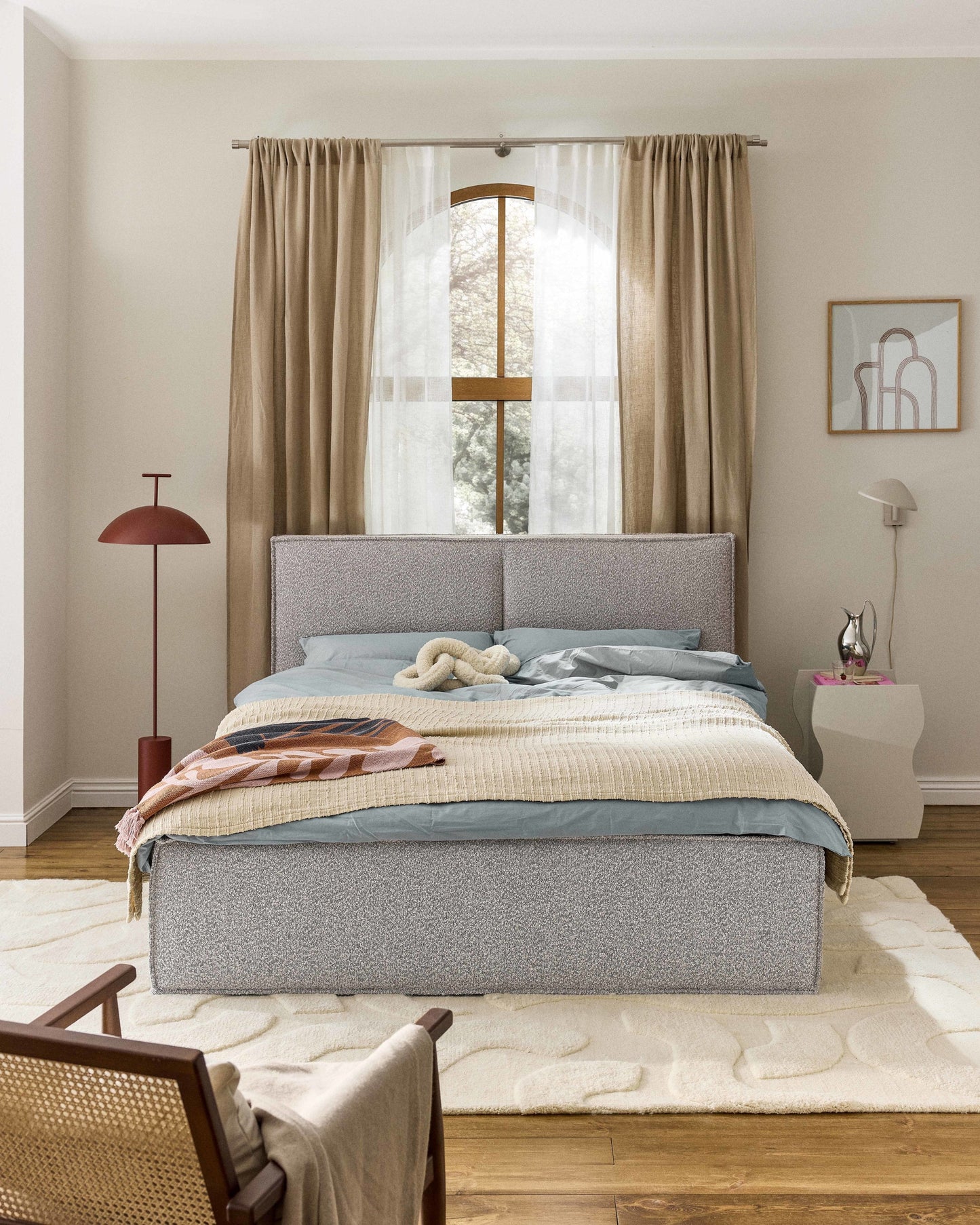 Dreanor Bouclé Upholstered Bed