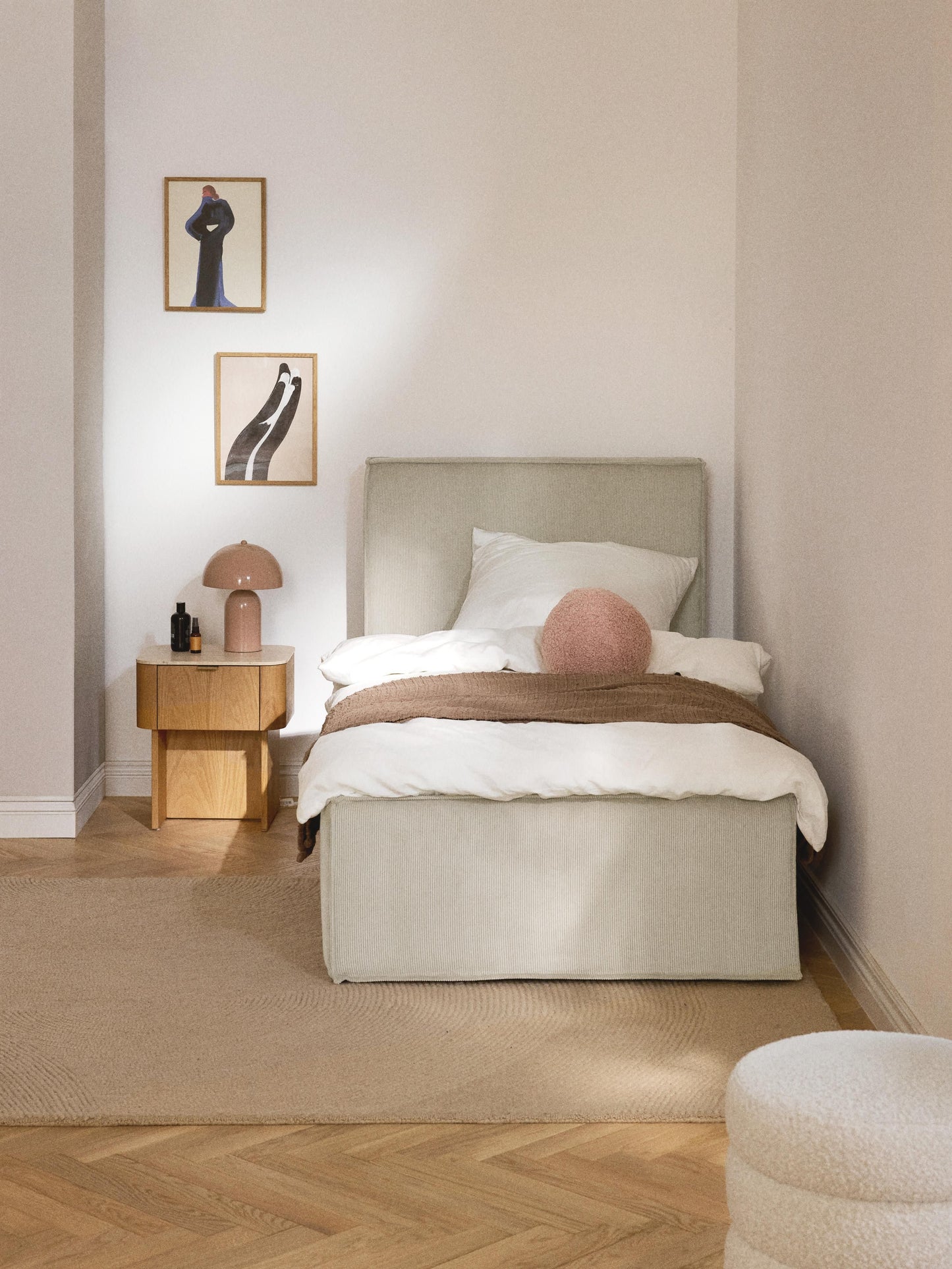 Dreanor Corduroy Single Bed with Storage