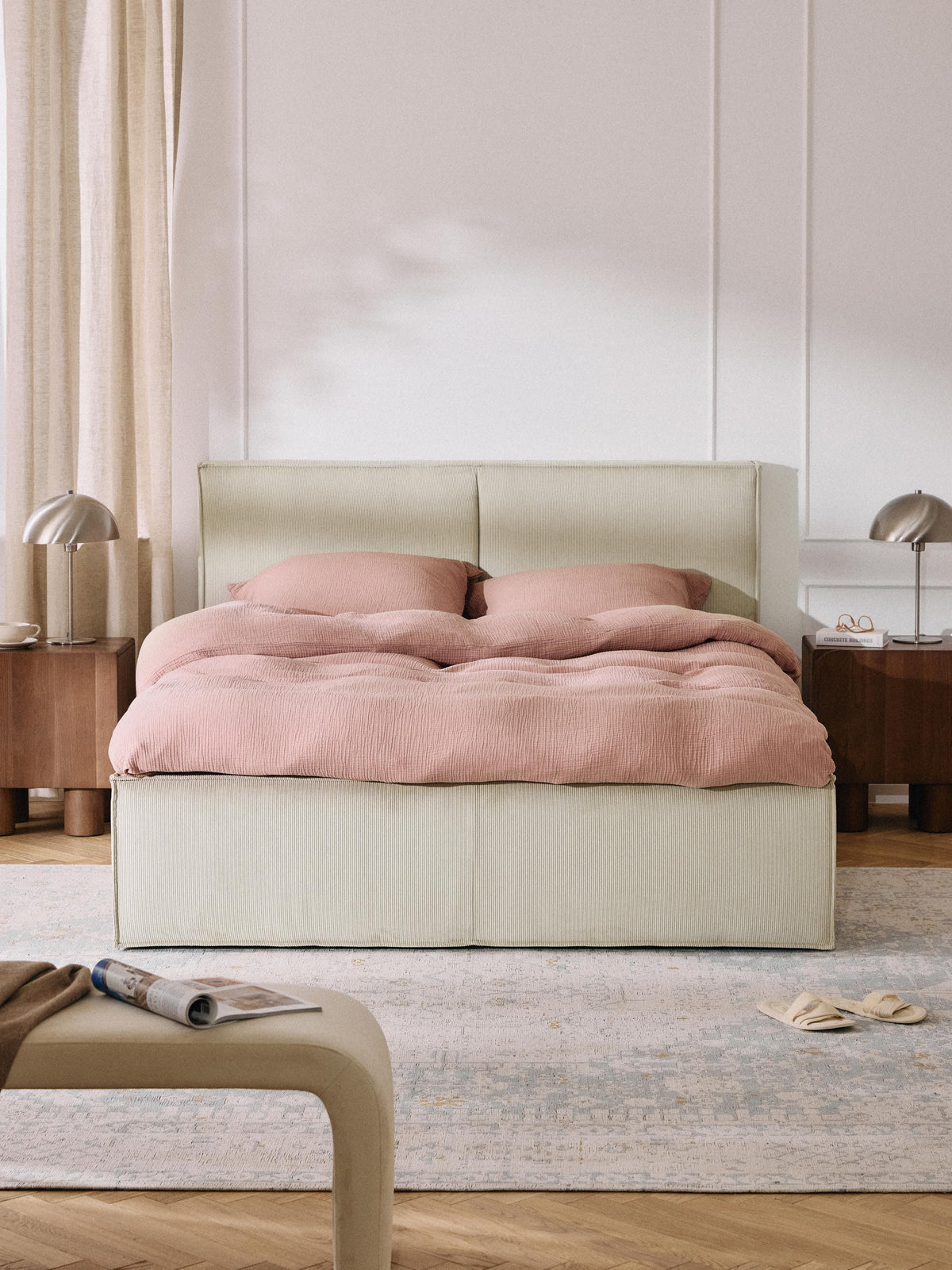 Dreanor Corduroy Upholstered Bed with Storage