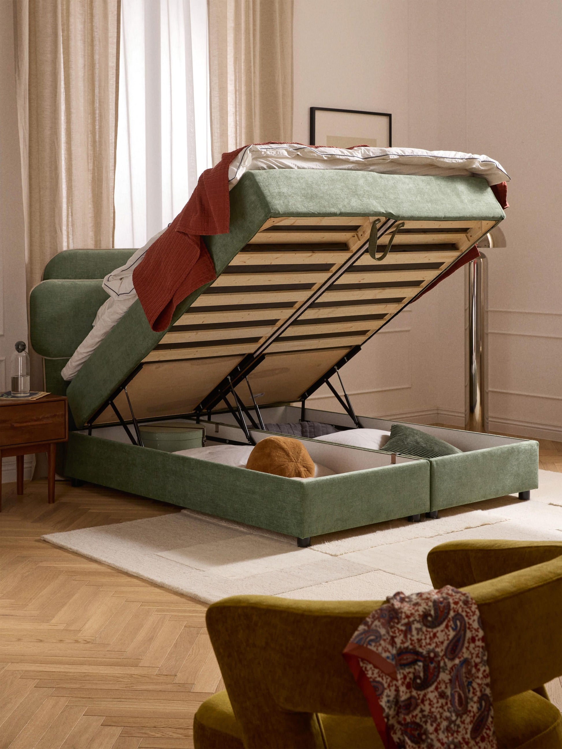 Enrissa Box Spring Bed with Storage