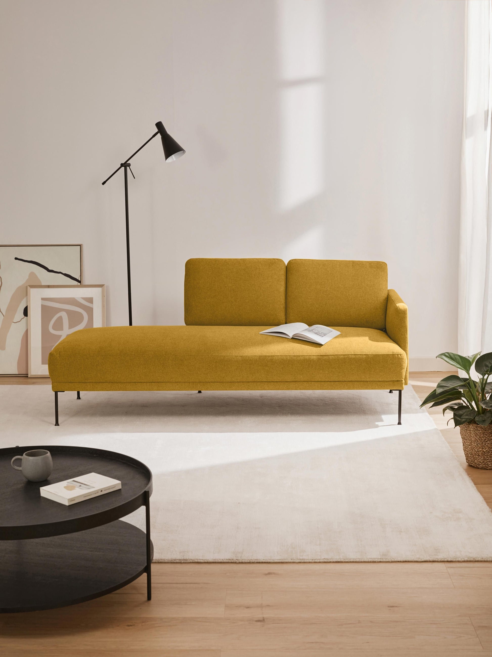 Flunessa Ottoman