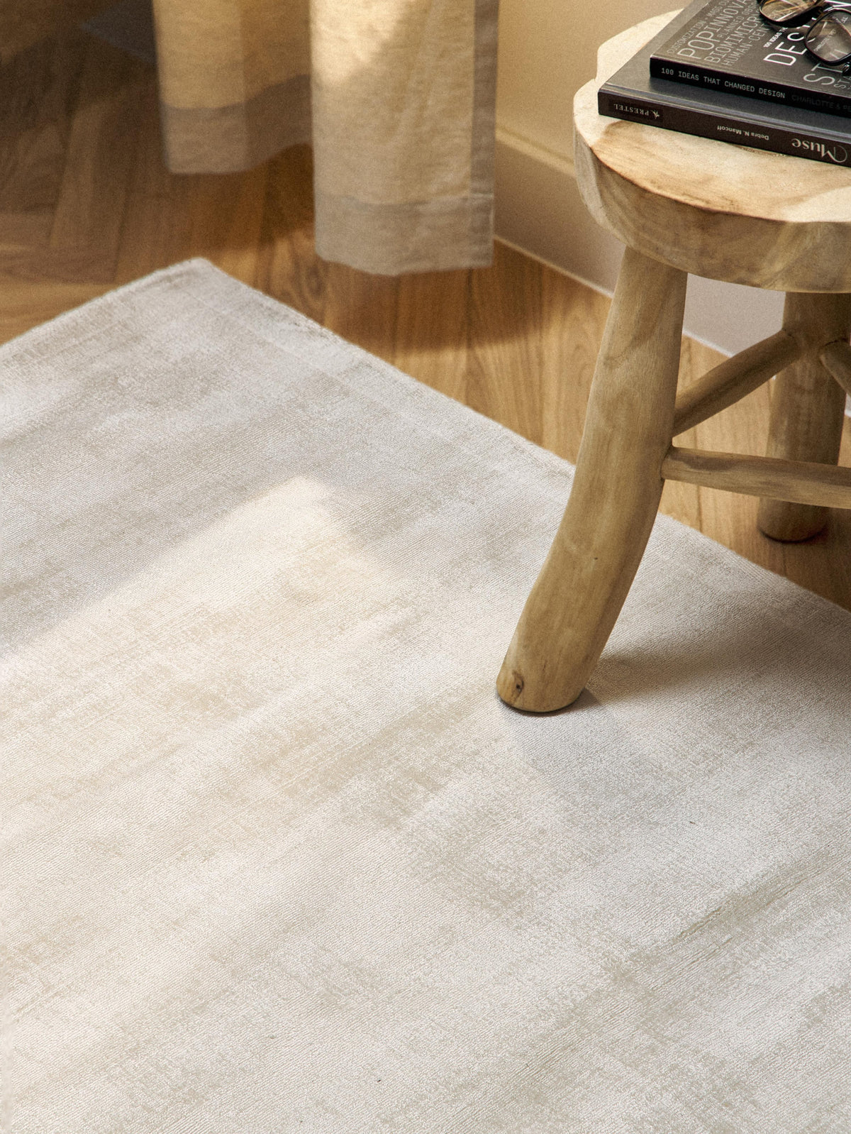 Janelva Viscose Rug, Hand-Woven