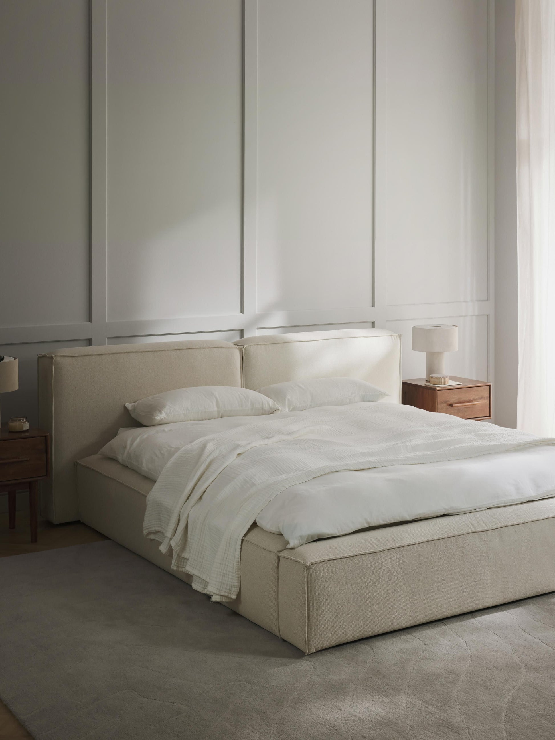 Lensford Upholstered Bed