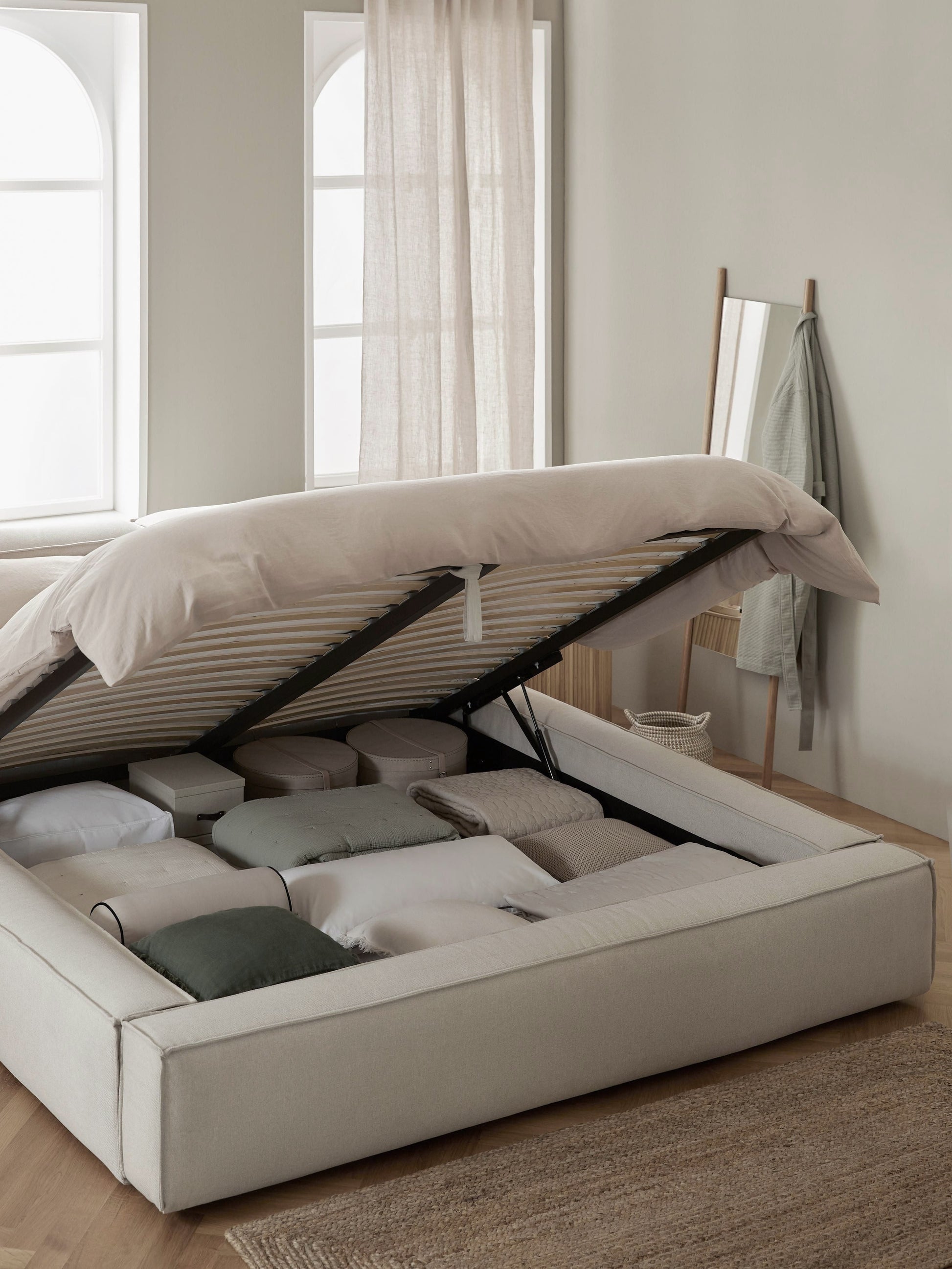Lensford Upholstered Bed with Storage