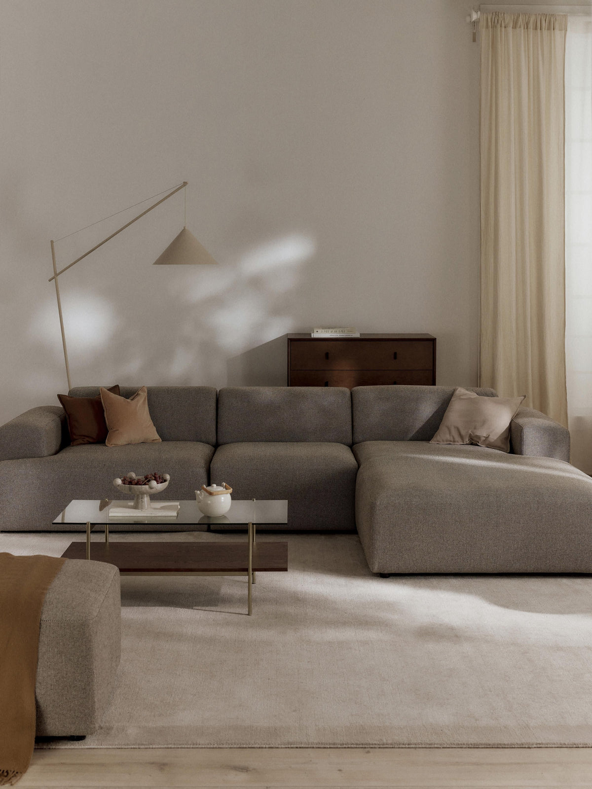 Melvina Corner Sofa (4-Seater)