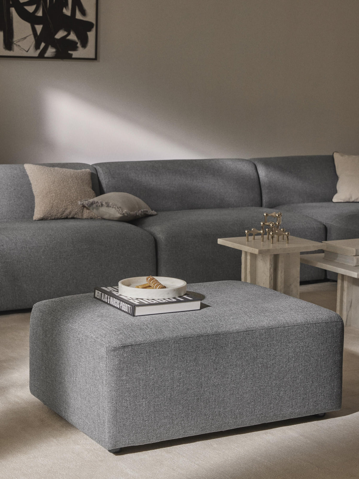 Melvina Stool, W 99 x D 72 cm