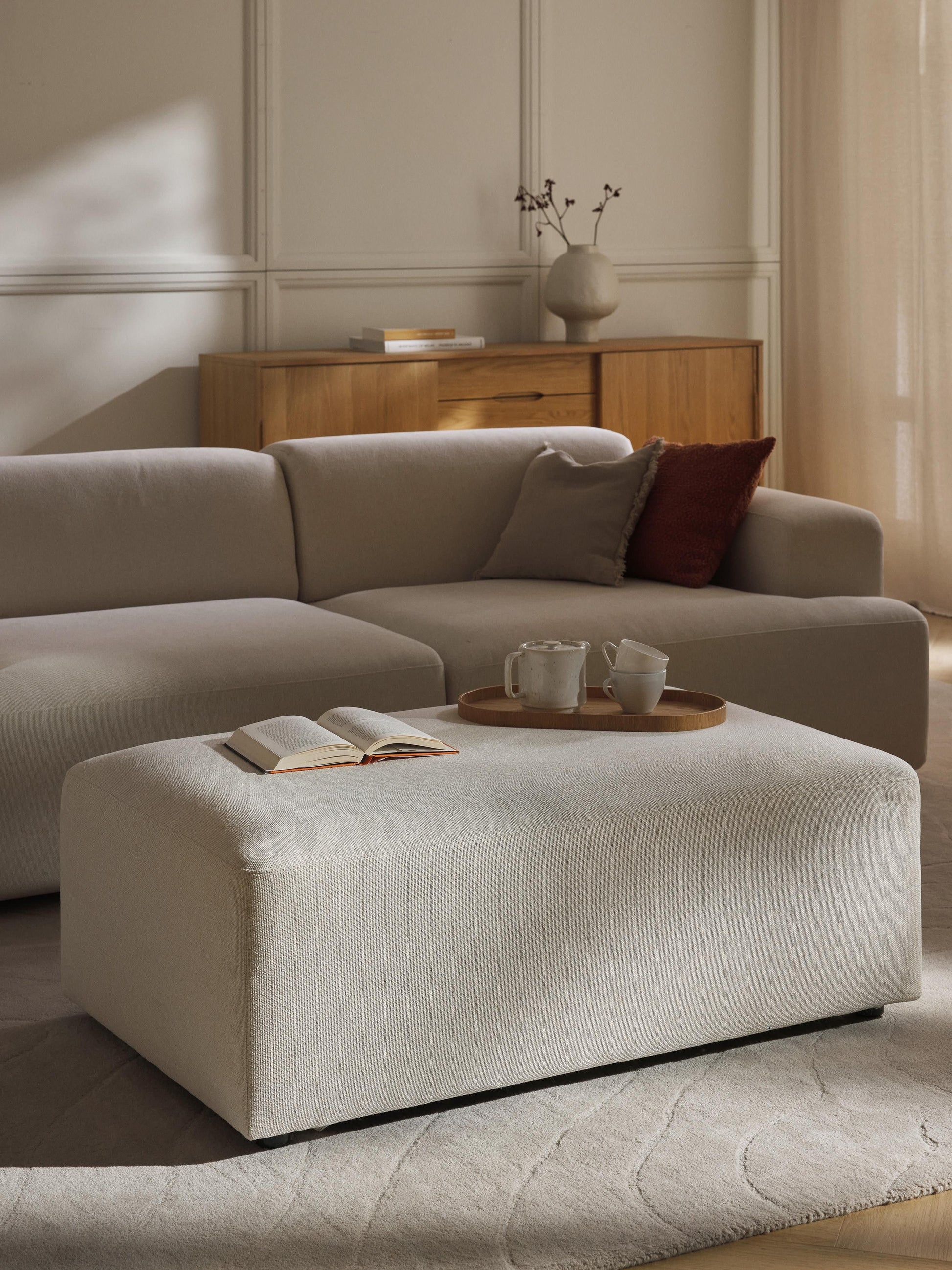 Melvina XL Ottoman, W 116 x D 72 cm