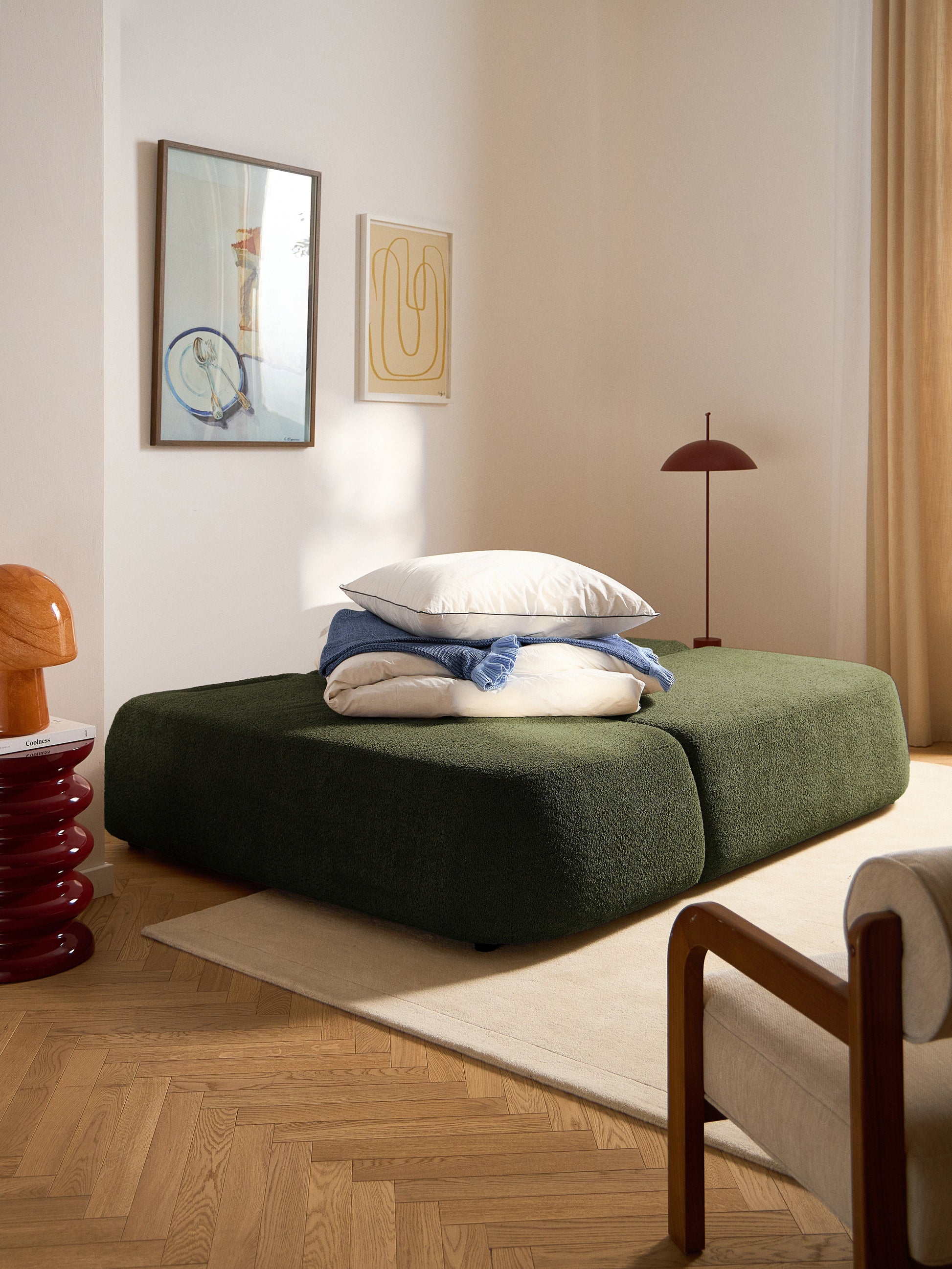 Paovero Sofa Bed in Teddy Bouclé with Storage